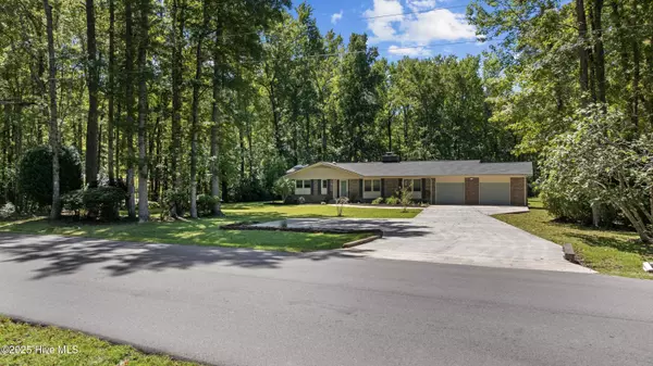 Carolina Shores, NC 28467,10 Pinewood DR