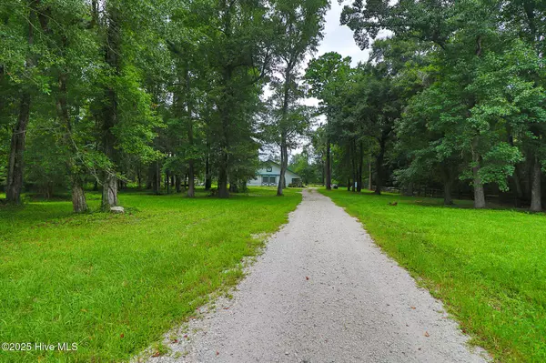 Beaufort, NC 28516,820 Laurel RD