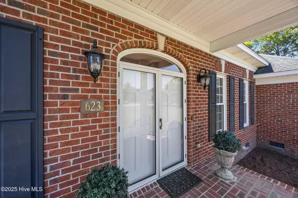 Greenville, NC 27834,623 White Horse DR