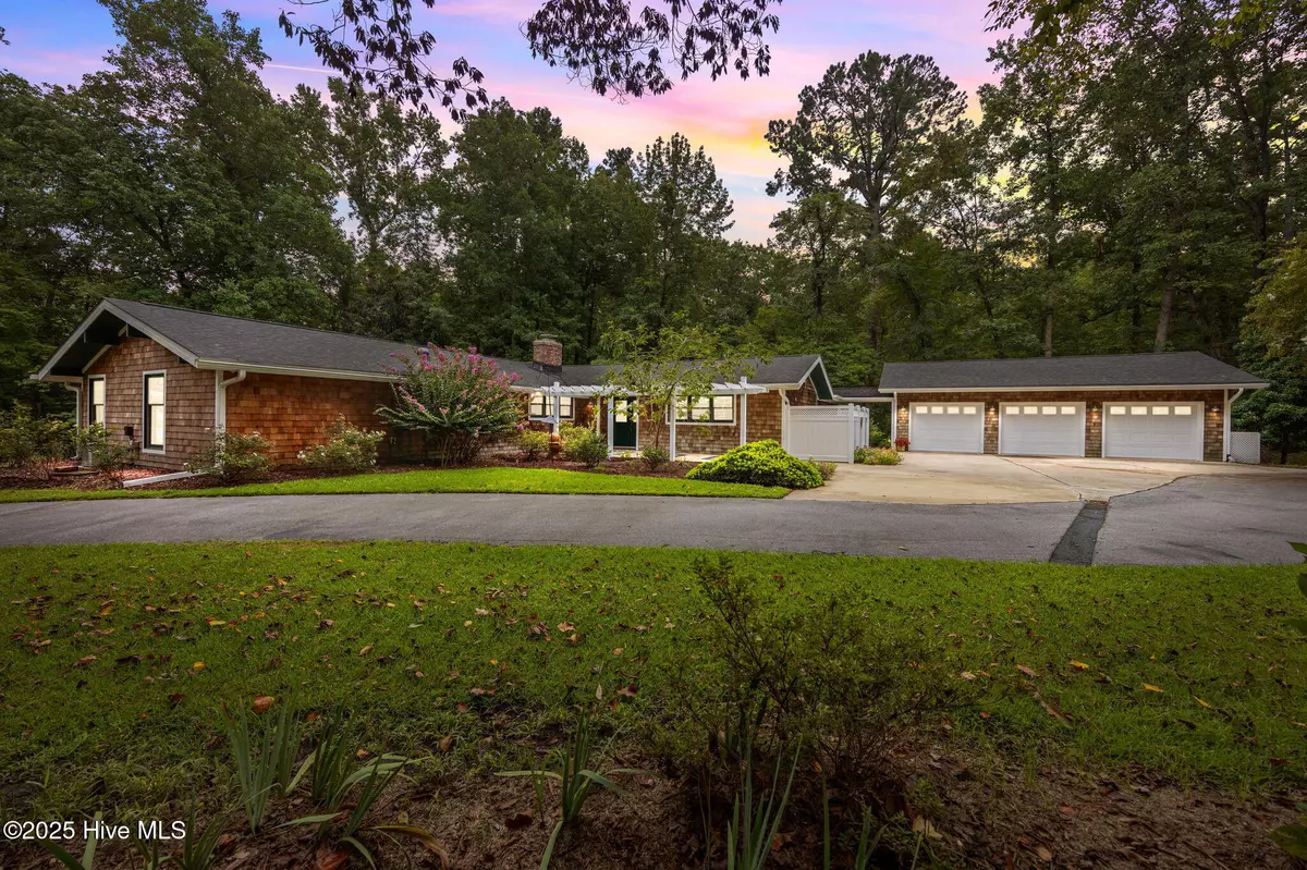 New Bern, NC 28560,3712 Butler RD