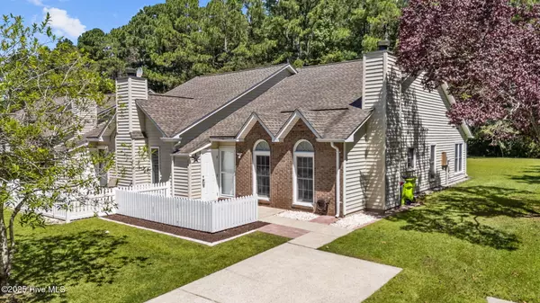 New Bern, NC 28562,37b Mulberry LN