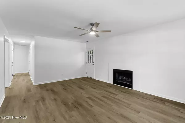 Jacksonville, NC 28540,1102 Shroyer CIR