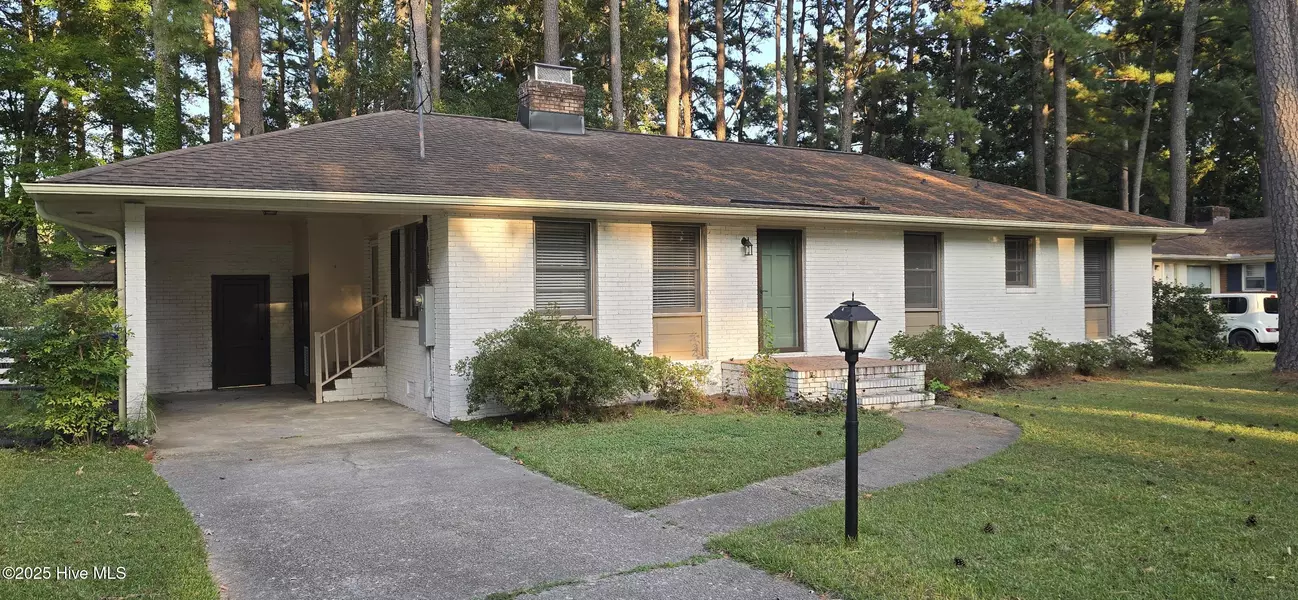 209 Belvedere DR, Greenville, NC 27834