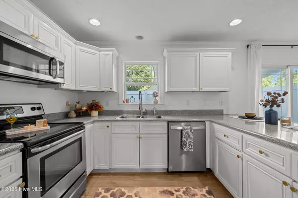 Jacksonville, NC 28546,105 Kenan LOOP