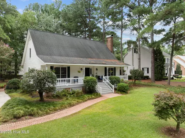 Greenville, NC 27858,318 Dupont CIR