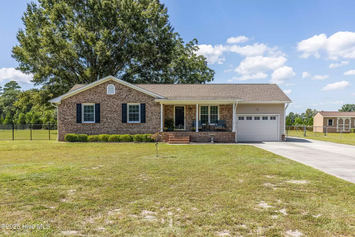 Castle Hayne, NC 28429,5011 Marathon Landing CT