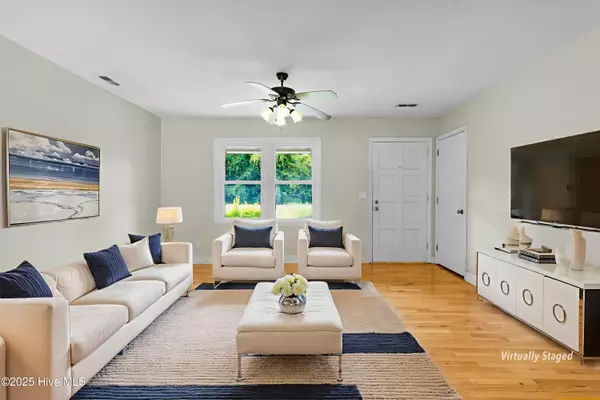 New Bern, NC 28562,435 Sanders LN