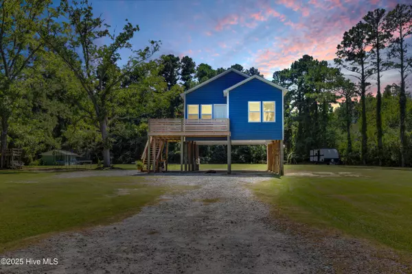 5605 Lowland RD, Lowland, NC 28552