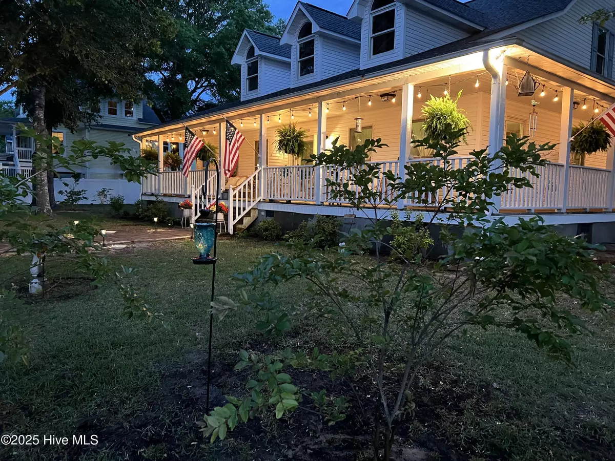 Oak Island, NC 28465,801 E Yacht DR