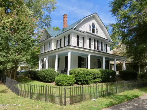 301 N Granville ST, Edenton, NC 27932