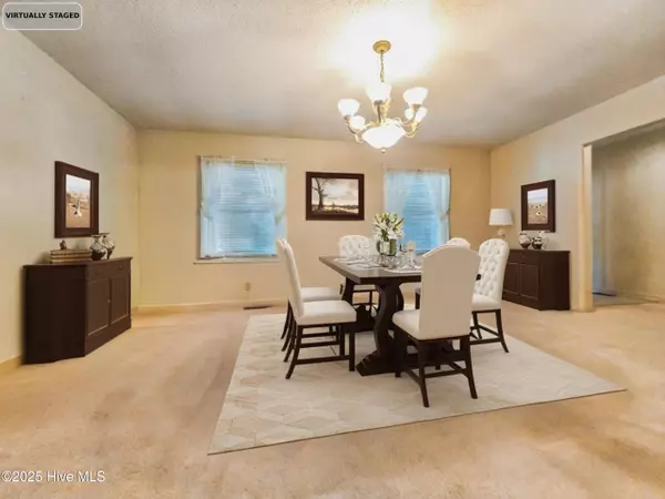 Elizabeth City, NC 27909,1732 Ulster DR