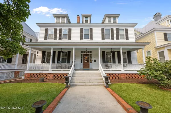 New Bern, NC 28560,210 New ST