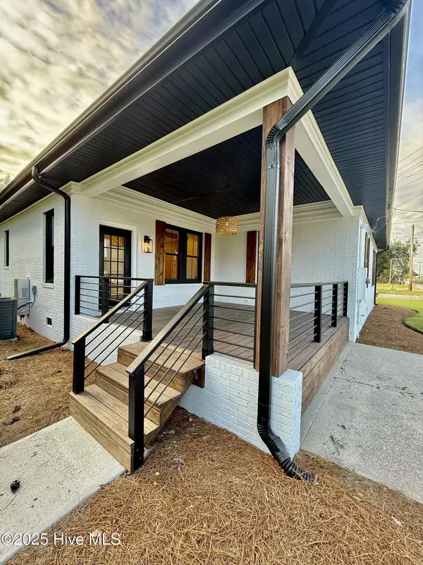 Farmville, NC 27828,4380 W Pine ST