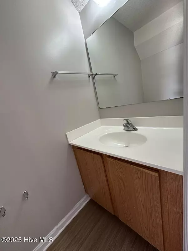 Jacksonville, NC 28546,1059 W Pueblo DR