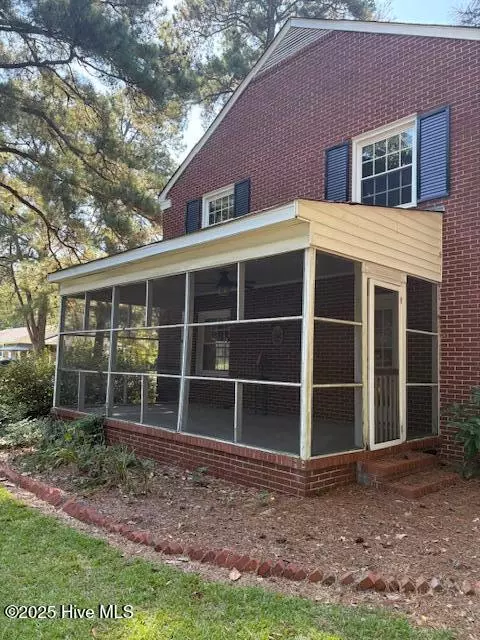 Kinston, NC 28501,1404 Carey RD