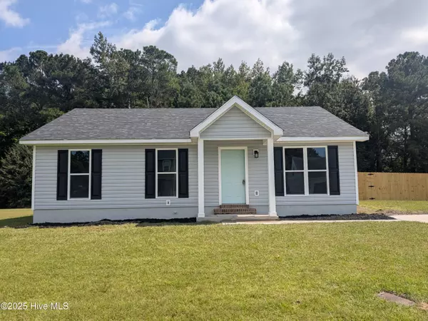 104 Falcon Crest RD, Jacksonville, NC 28540