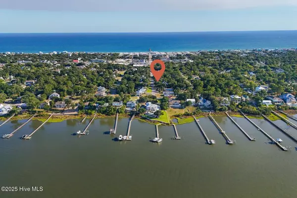 315 Bogue Inlet DR, Emerald Isle, NC 28594