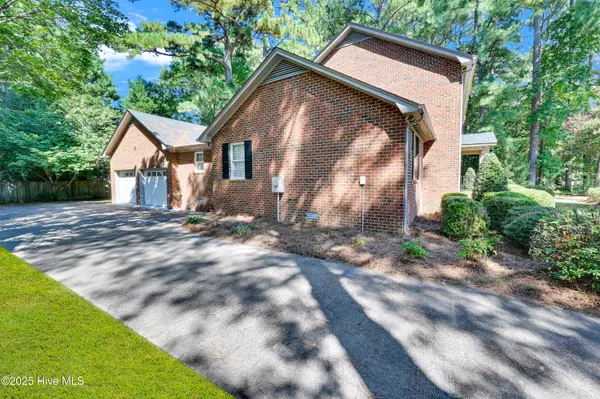 Greenville, NC 27858,505 Bremerton DR