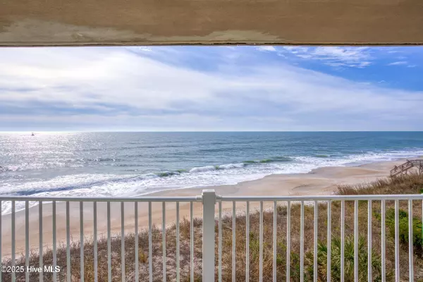 North Topsail Beach, NC 28460,2000 New River Inlet RD #1207