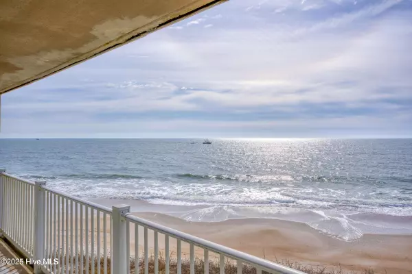 North Topsail Beach, NC 28460,2000 New River Inlet RD #1207