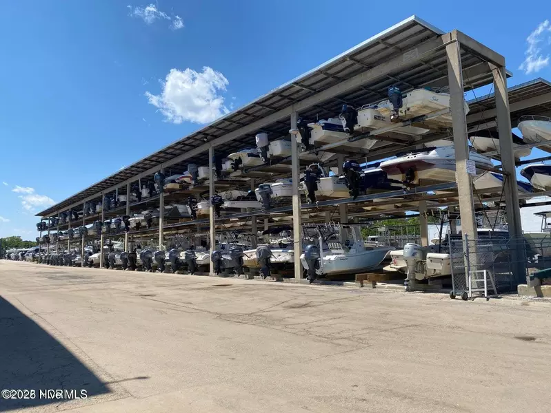 801 Paoli CT #20' Dry Slip #D-87, Wilmington, NC 28409