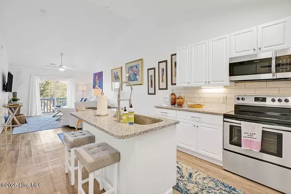 Southport, NC 28461,606 W Brown ST #Apt K