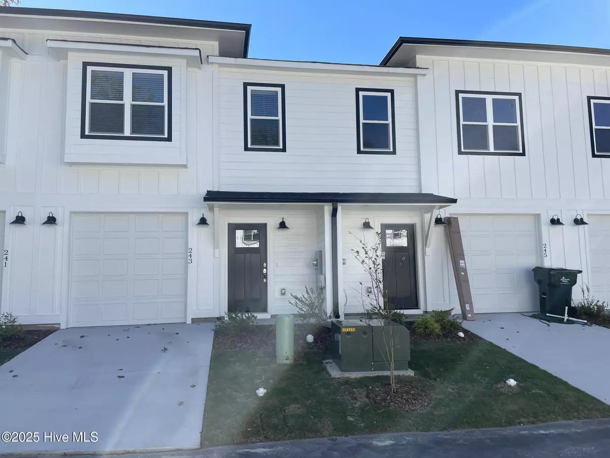 Southern Pines, NC 28387,249 Townhome Lane #249