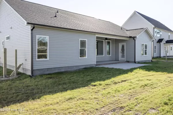 Clinton, NC 28328,103 Sunny Acres LN