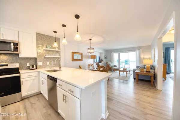 Kure Beach, NC 28449,2001 Surfrider CT