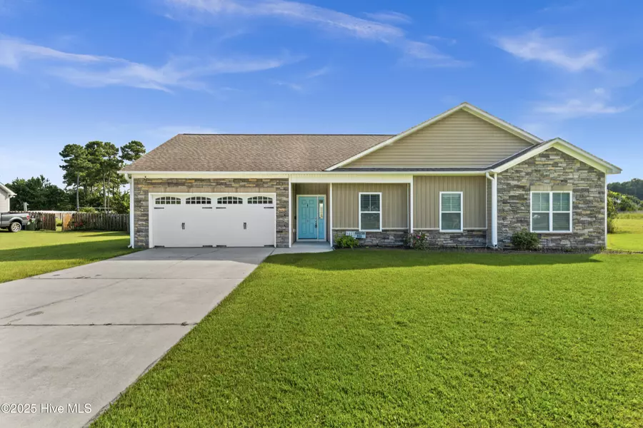 265 Hardison RD, Holly Ridge, NC 28445