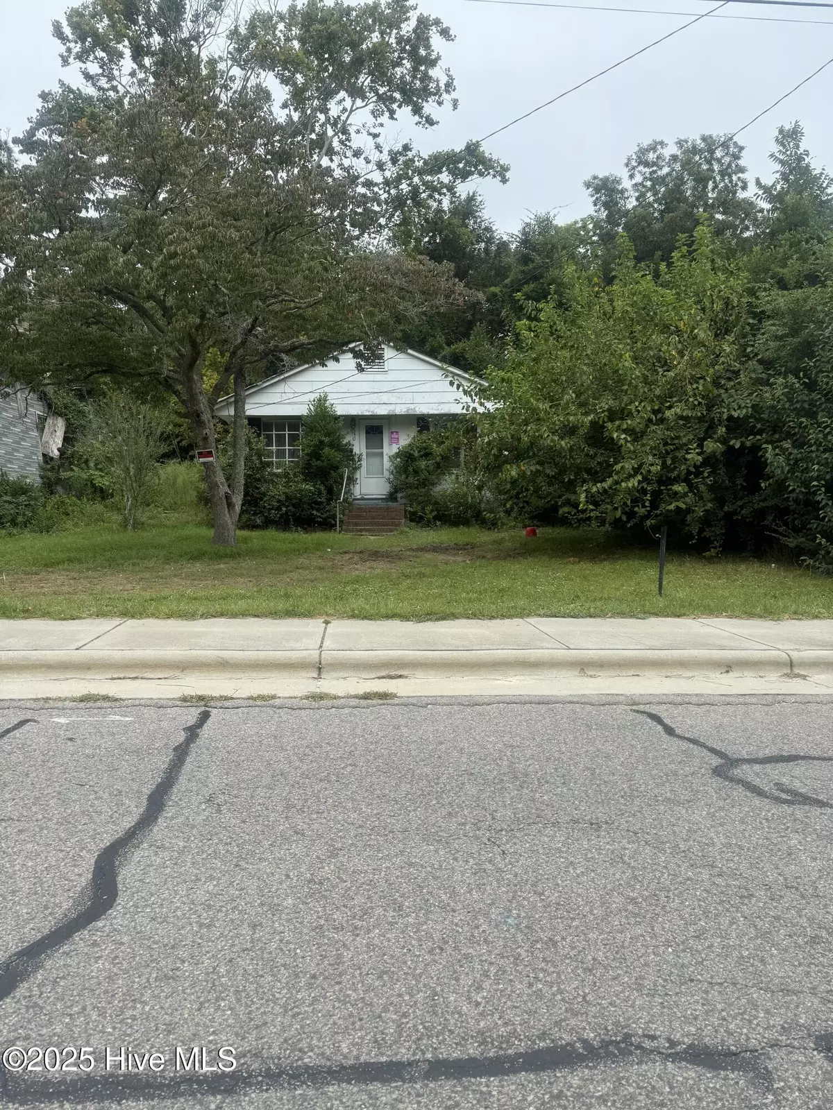 Southern Pines, NC 28387,330 S Stephens ST