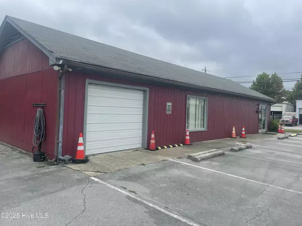 New Bern, NC 28560,504 Guion ST