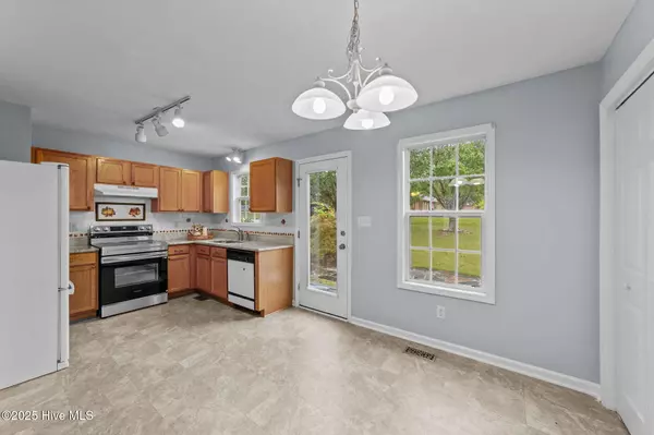 Clayton, NC 27520,1029 Cove CIR