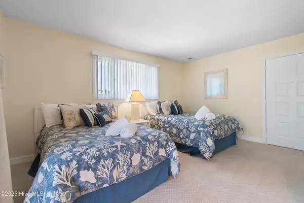 Sunset Beach, NC 28468,810 Colony PL ## F
