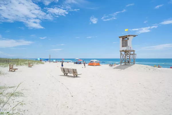 Wrightsville Beach, NC 28480,104 S Lumina AVE #406