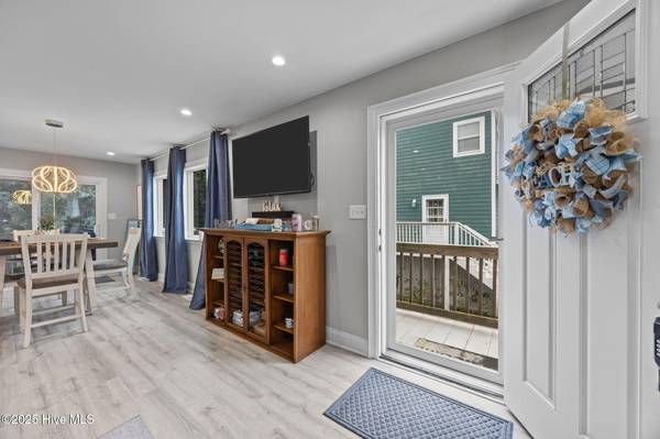 North Topsail Beach, NC 28460,219 Oyster LN