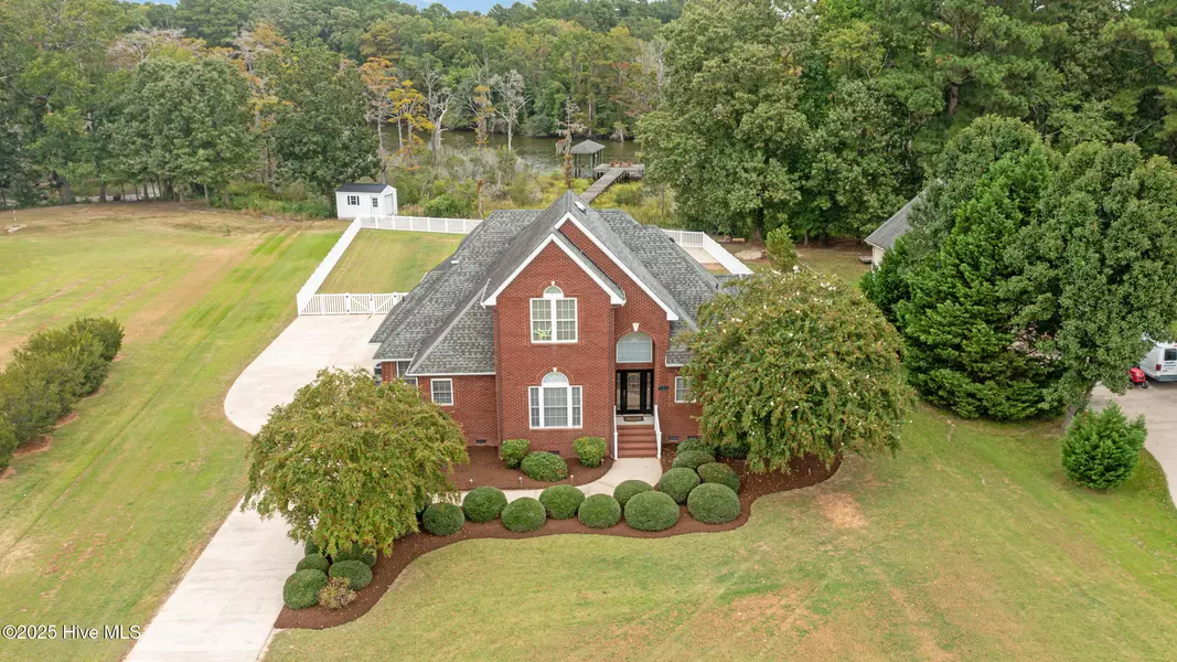 121 Pailin Creek RD, Elizabeth City, NC 27909