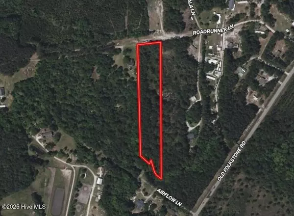 Holly Ridge, NC 28445,147 Roadrunner LN