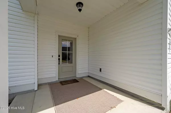 Hampstead, NC 28443,604 Alston BLVD