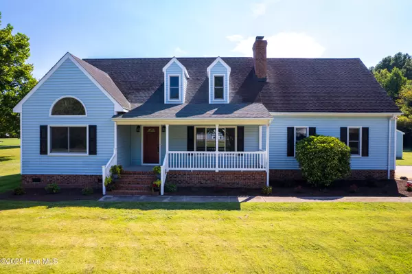 114 Oxford RD, Moyock, NC 27958