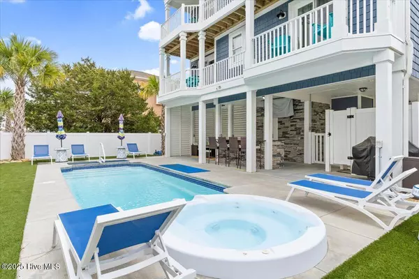 Ocean Isle Beach, NC 28469,429 E 4th ST