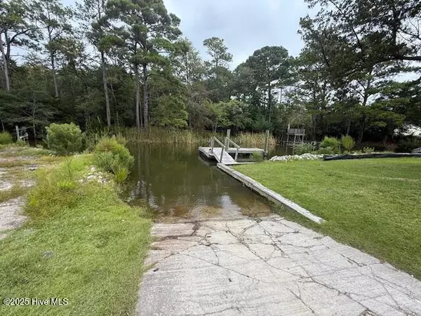 Newport, NC 28570,107 Ricky LN