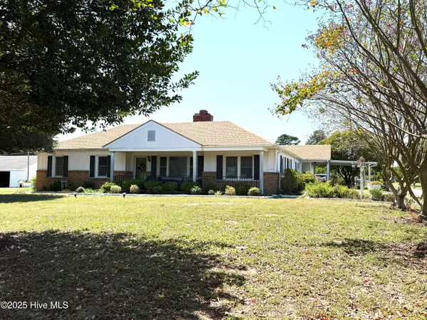 1713 W Queen ST, Edenton, NC 27932