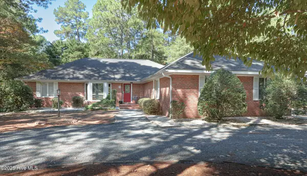 Pinehurst, NC 28374,3 Pine Orchard LN