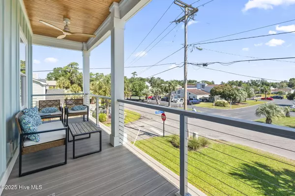 North Myrtle Beach, SC 29582,717 9th AVE S