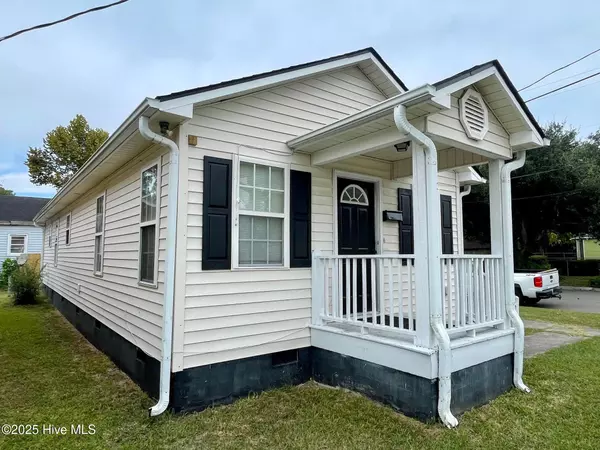 1202 S 8th ST, Wilmington, NC 28401