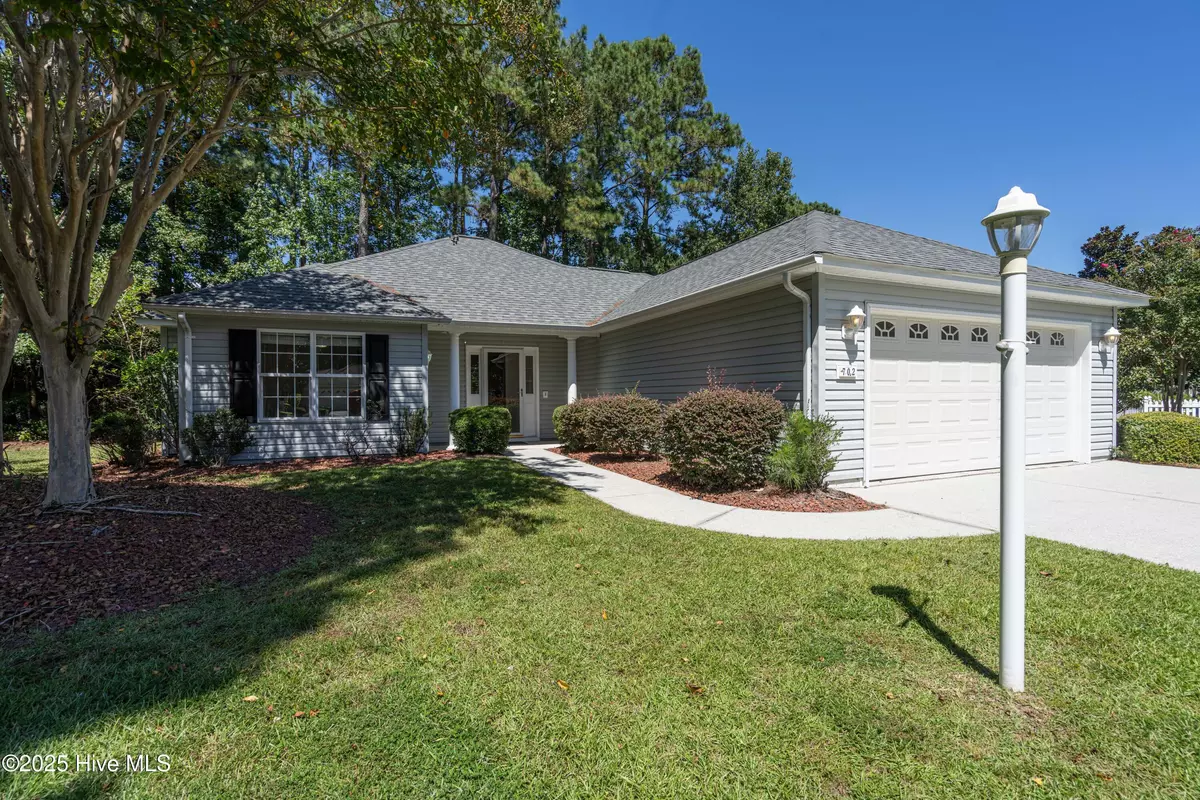 Swansboro, NC 28584,702 Hummingbird S