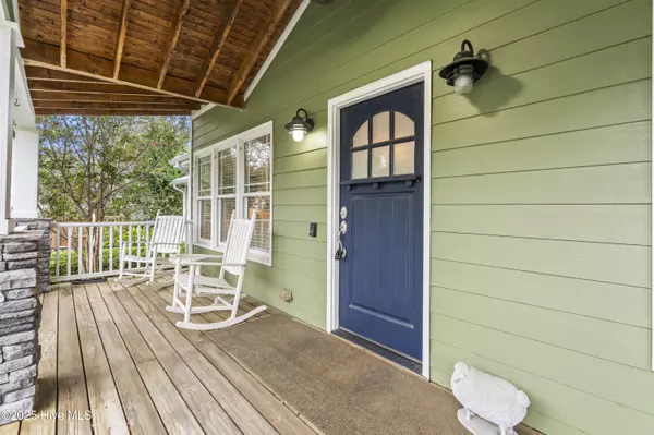 Sneads Ferry, NC 28460,211 Riverside DR