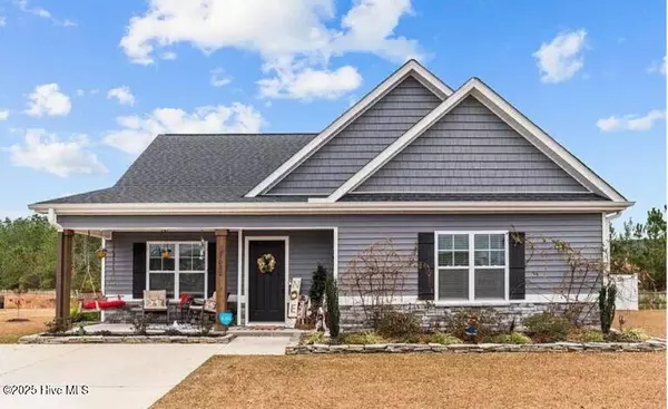 1512 Penncross DR, Greenville, NC 27834