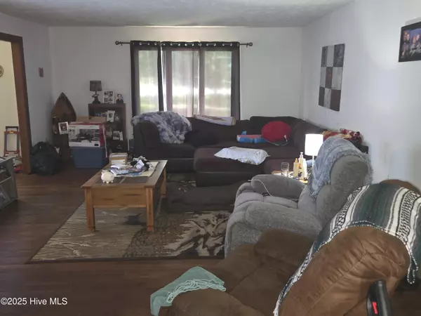 Whiteville, NC 28472,403 Holly CIR